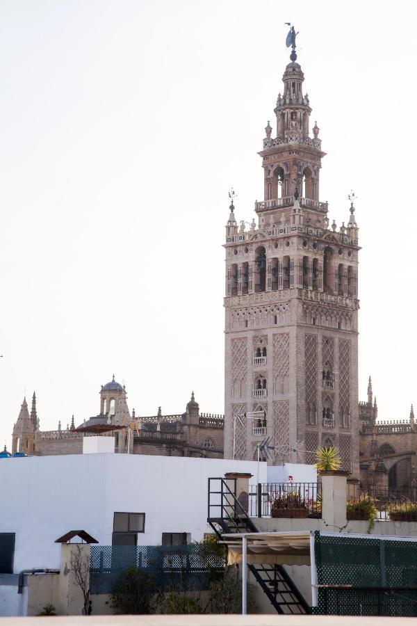 Guzman El Bueno Suites Seville Exterior photo