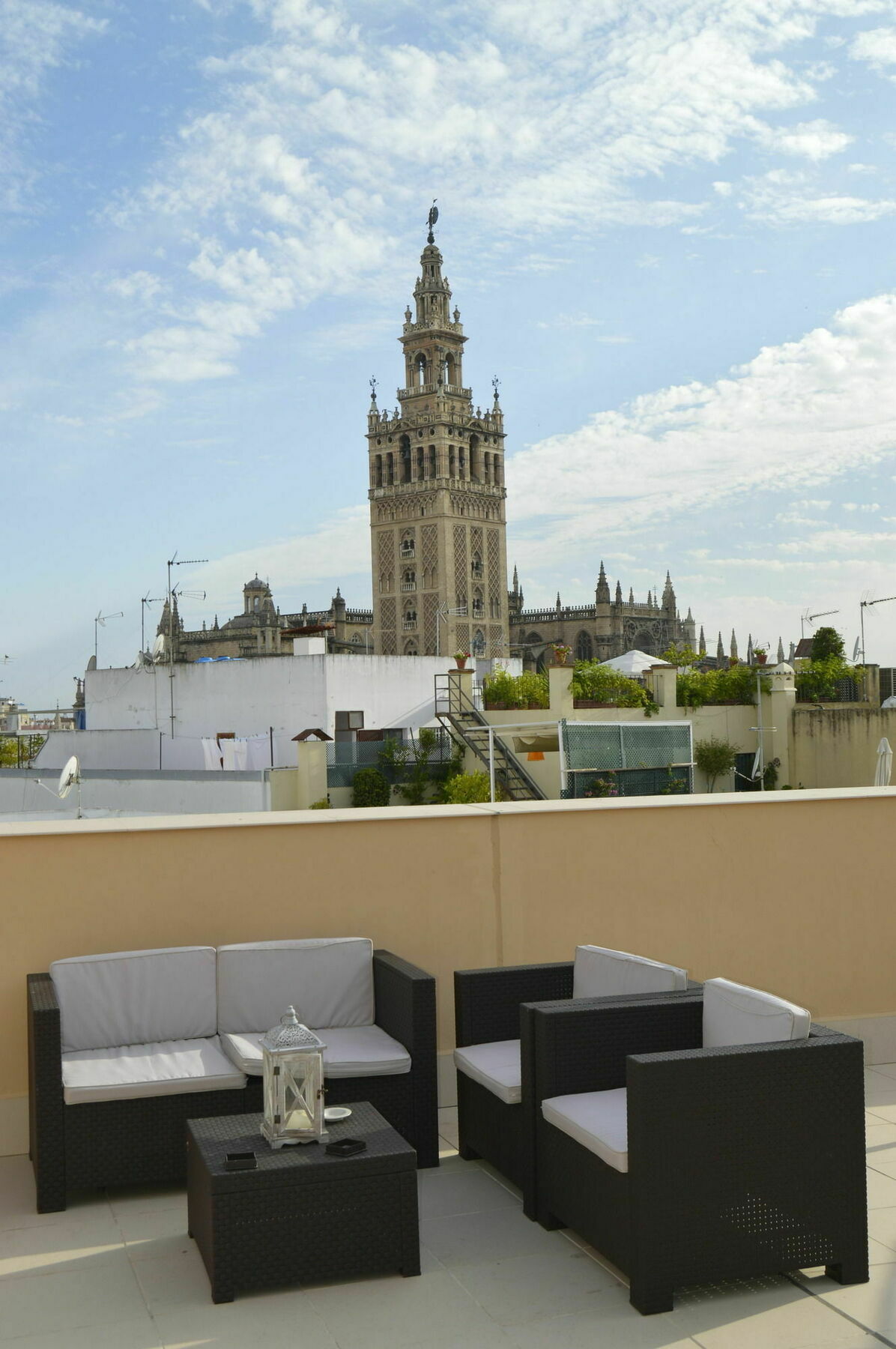 Guzman El Bueno Suites Seville Exterior photo